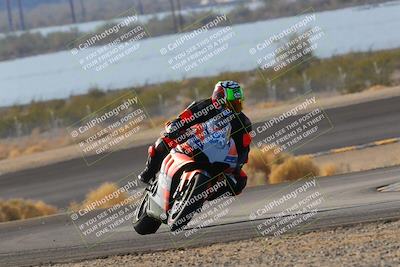 media/Dec-18-2022-SoCal Trackdays (Sun) [[8099a50955]]/Turn 14 (940am)/